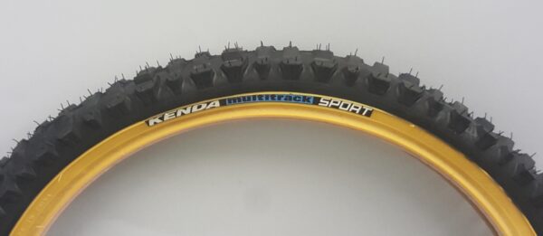 GUMA SPOLJAŠNJA 20X1.95 K816 GW KENDA